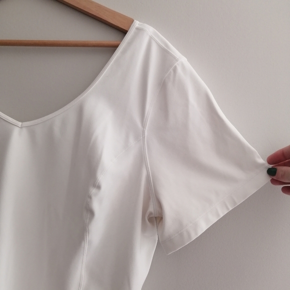 Lululemon Align T-shirt Short Sleeve Cropped White Top Large - Picture 7 of 14
